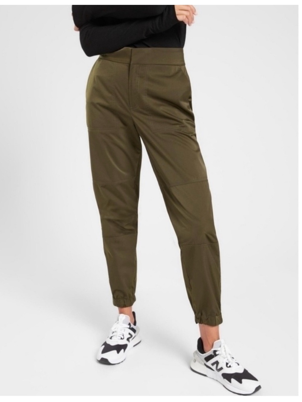 Athleta Radiant Jogger In Love Green Size 2